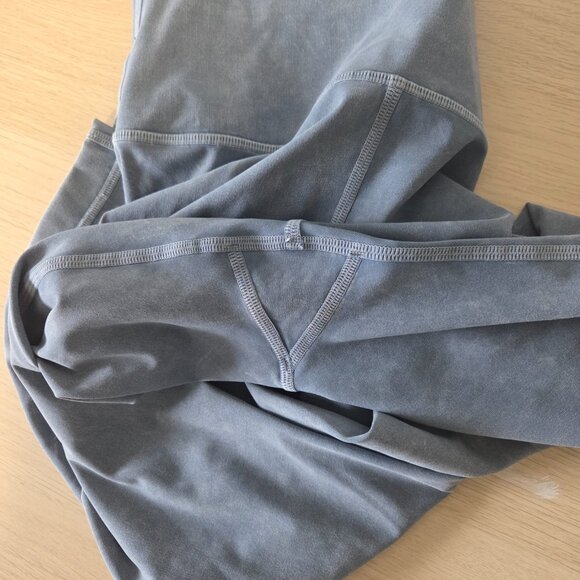 Lululemon Wunder Under high rise tights in washed moon blue - Picture 8 of 8